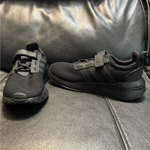 BRAND NEW NEVER WORN Boys size 2 Adidas